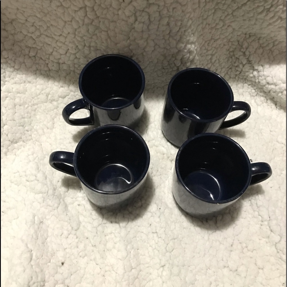 Set of 4 Navy Blue coffee mugs.